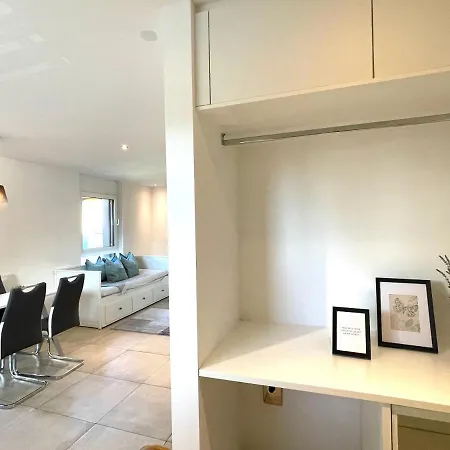 Apartment Homy In Feldkirch, Grenznaehe Und Doch Zentral